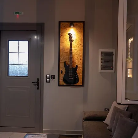 Music Reflections Near Nafplio Apartment *